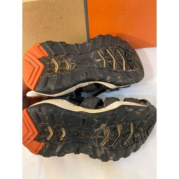 Keen waterproof sandals size 9 kids black gray - Picture 3 of 5